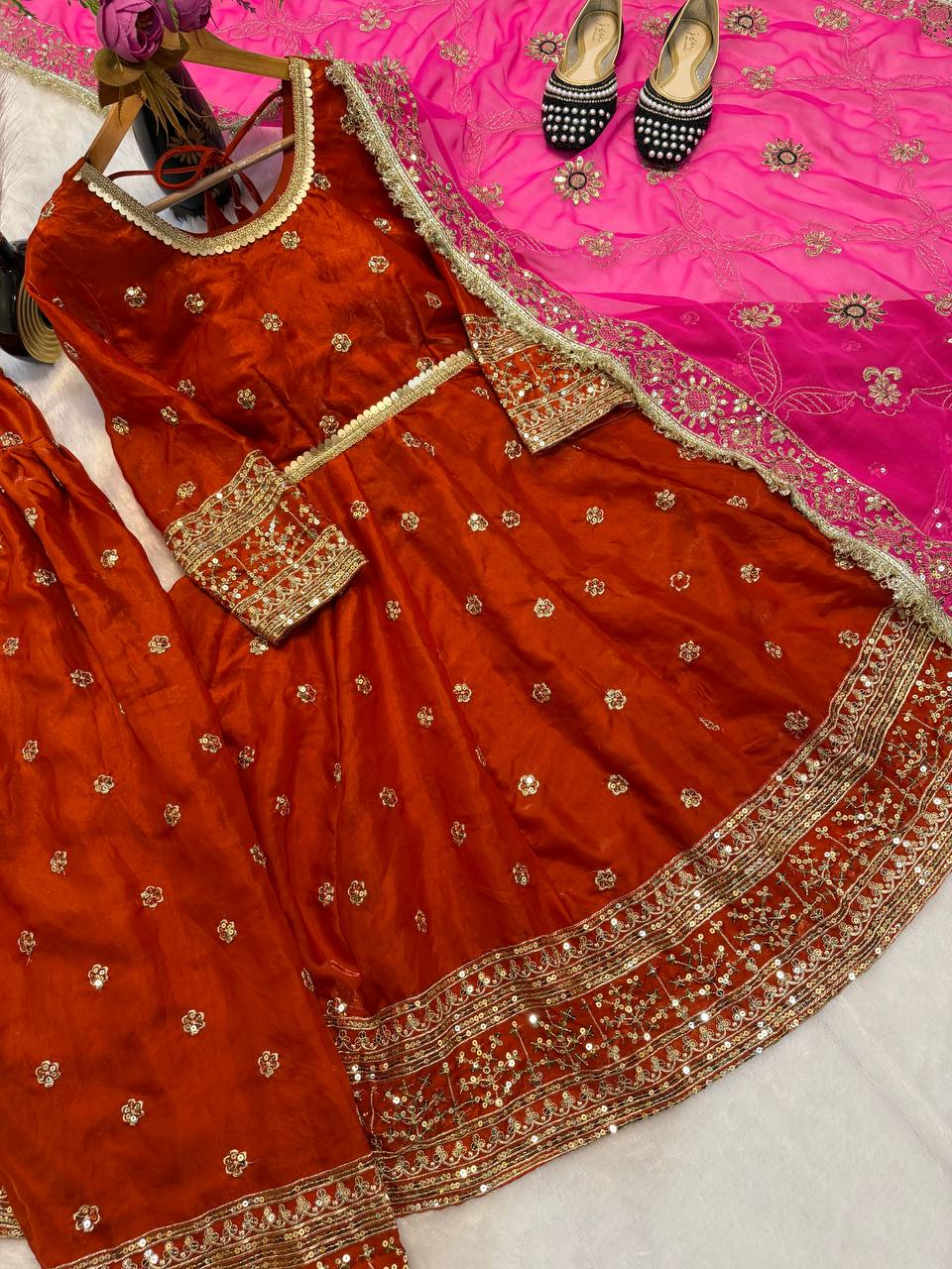 Editorial Rust & Pink Heavy Zari Set